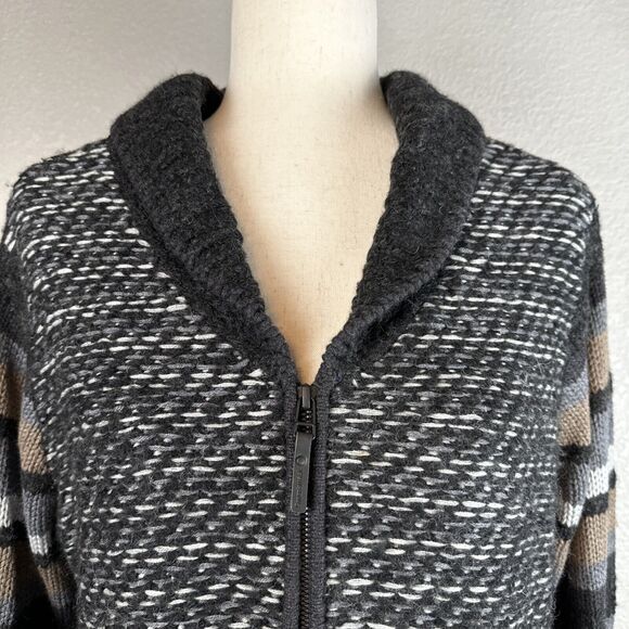 SmartWool CHUP Potlach 1/2 Zip Sweater Size M Charcoal Gray Wool Blend Aztec - Picture 2 of 10